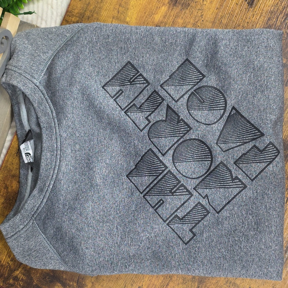 The North Face Sweatshirt - Picture 4 of 11